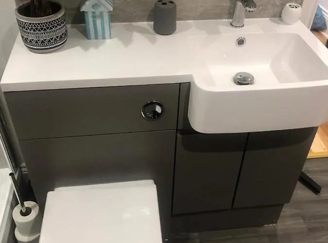 דירה Harbour Side Annex