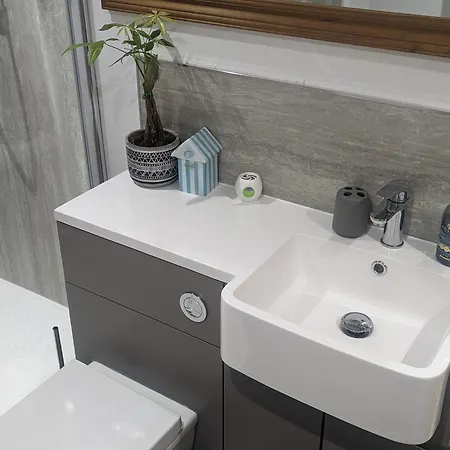 Harbour Side Annex *